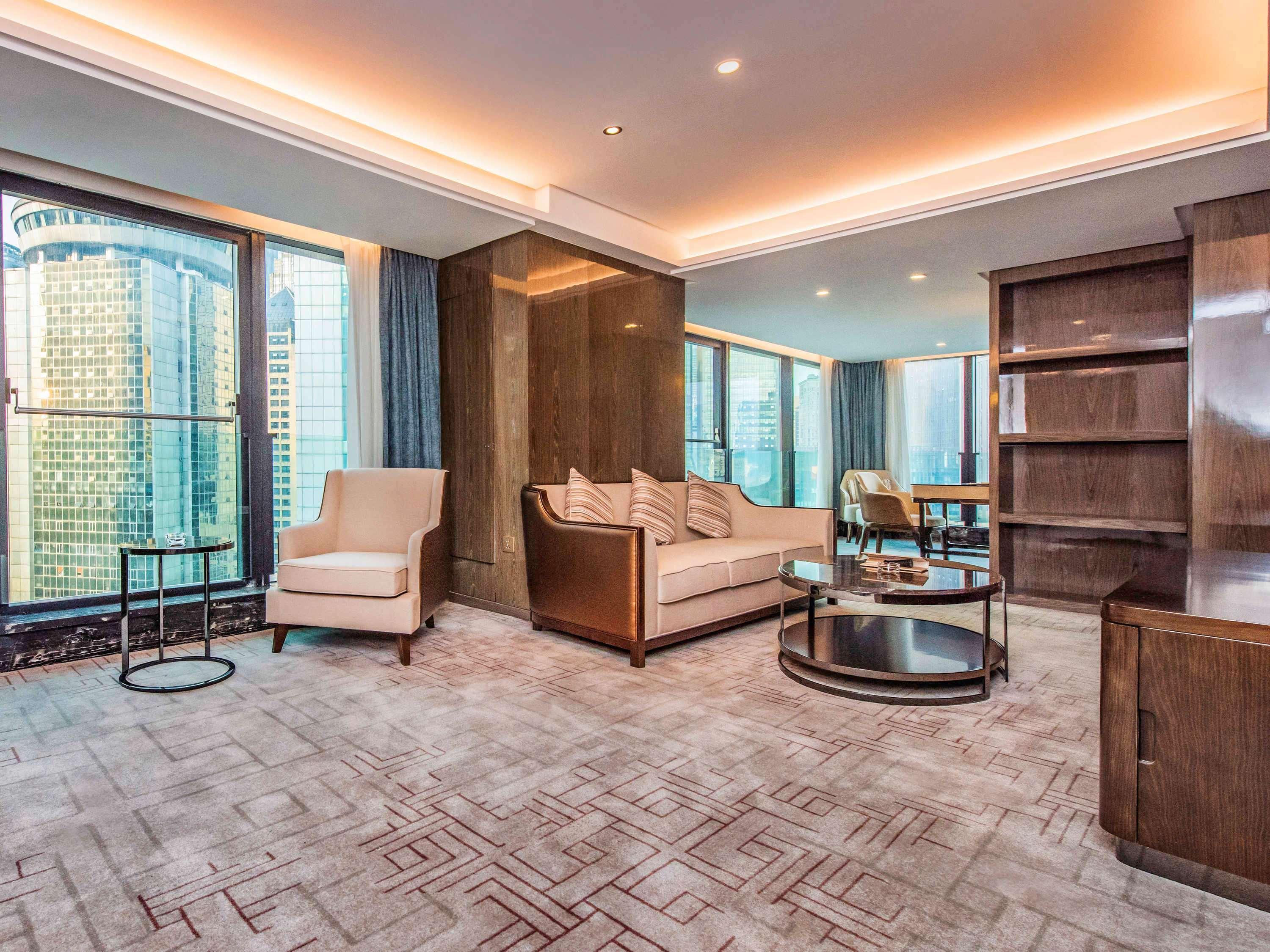 Mercure Chongqing Downtown Exterior photo