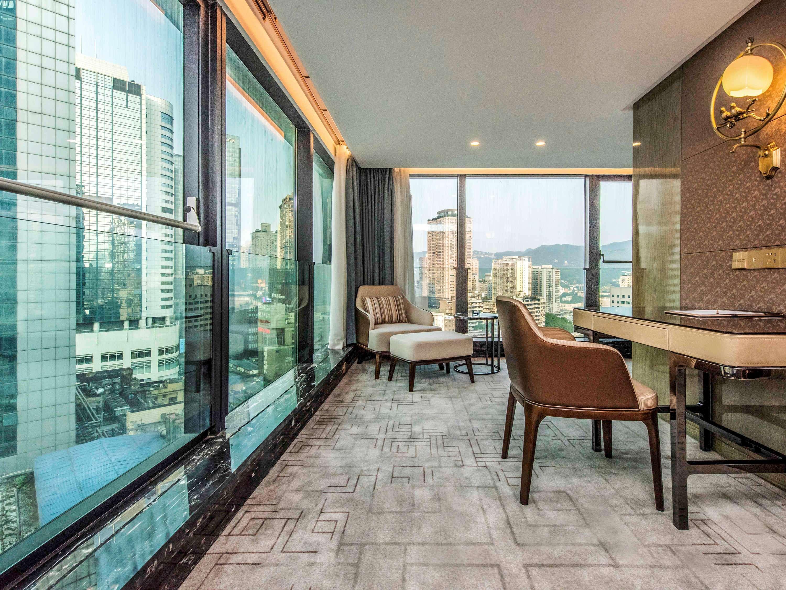 Mercure Chongqing Downtown Exterior photo