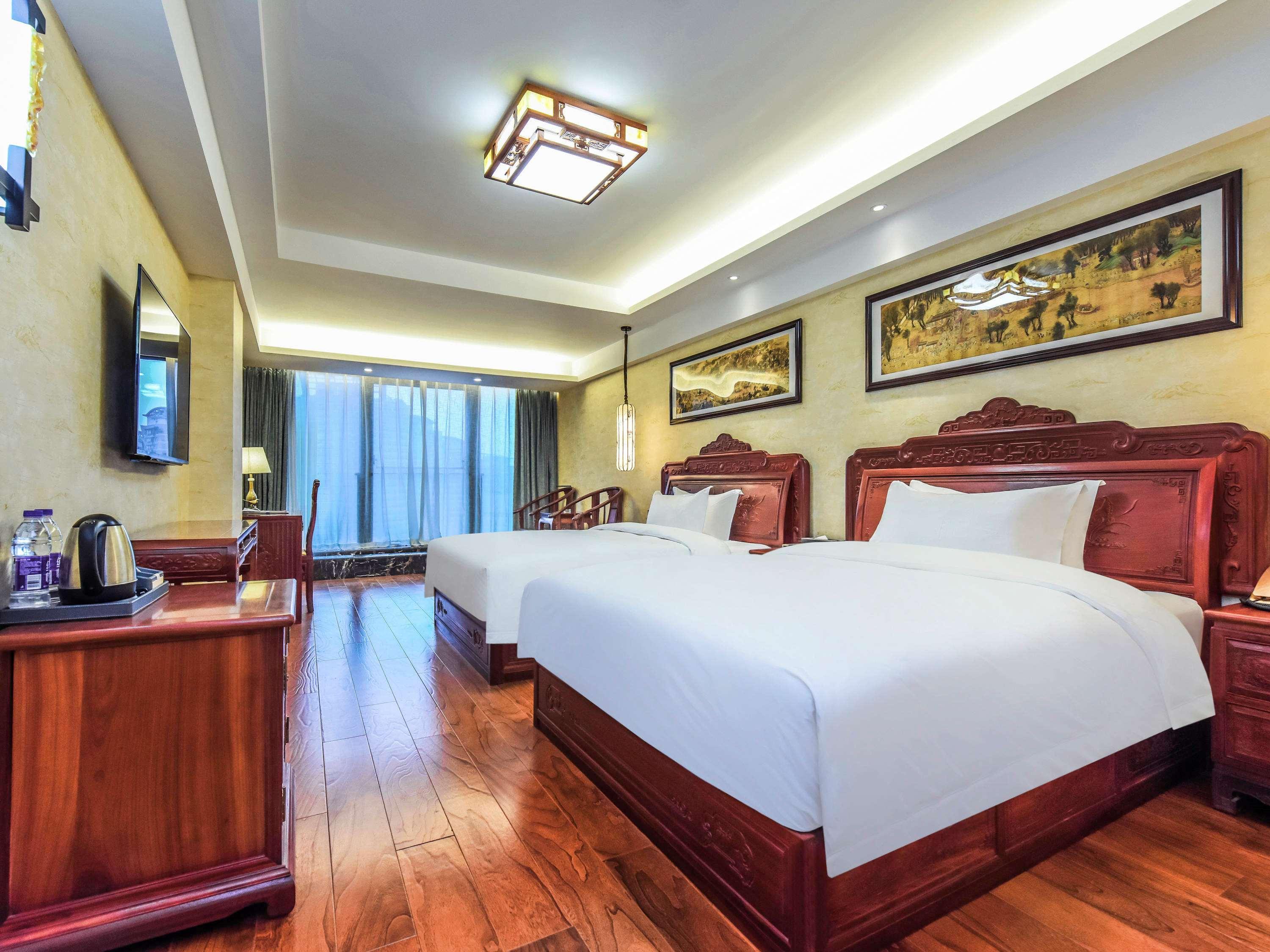 Mercure Chongqing Downtown Exterior photo