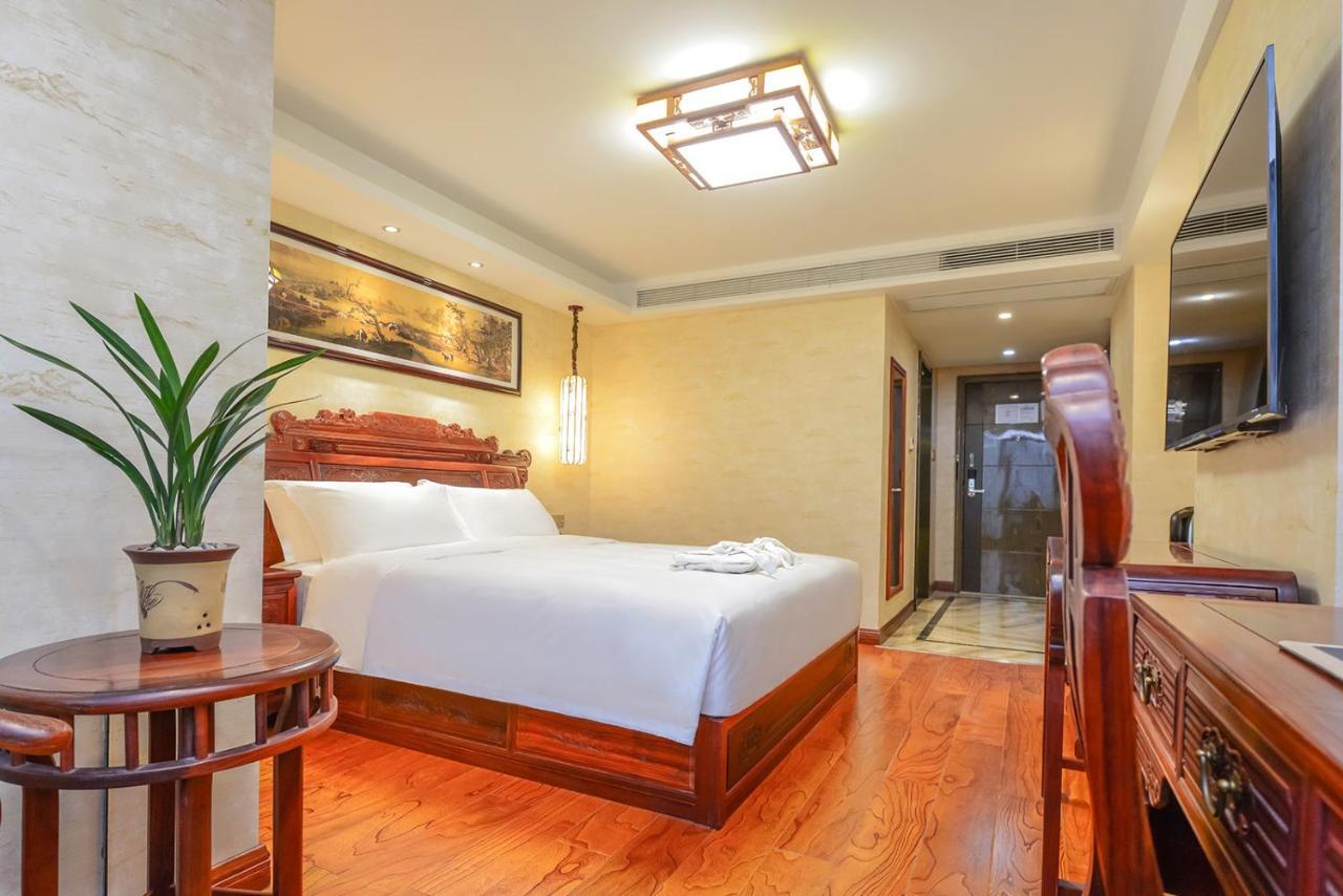 Mercure Chongqing Downtown Exterior photo
